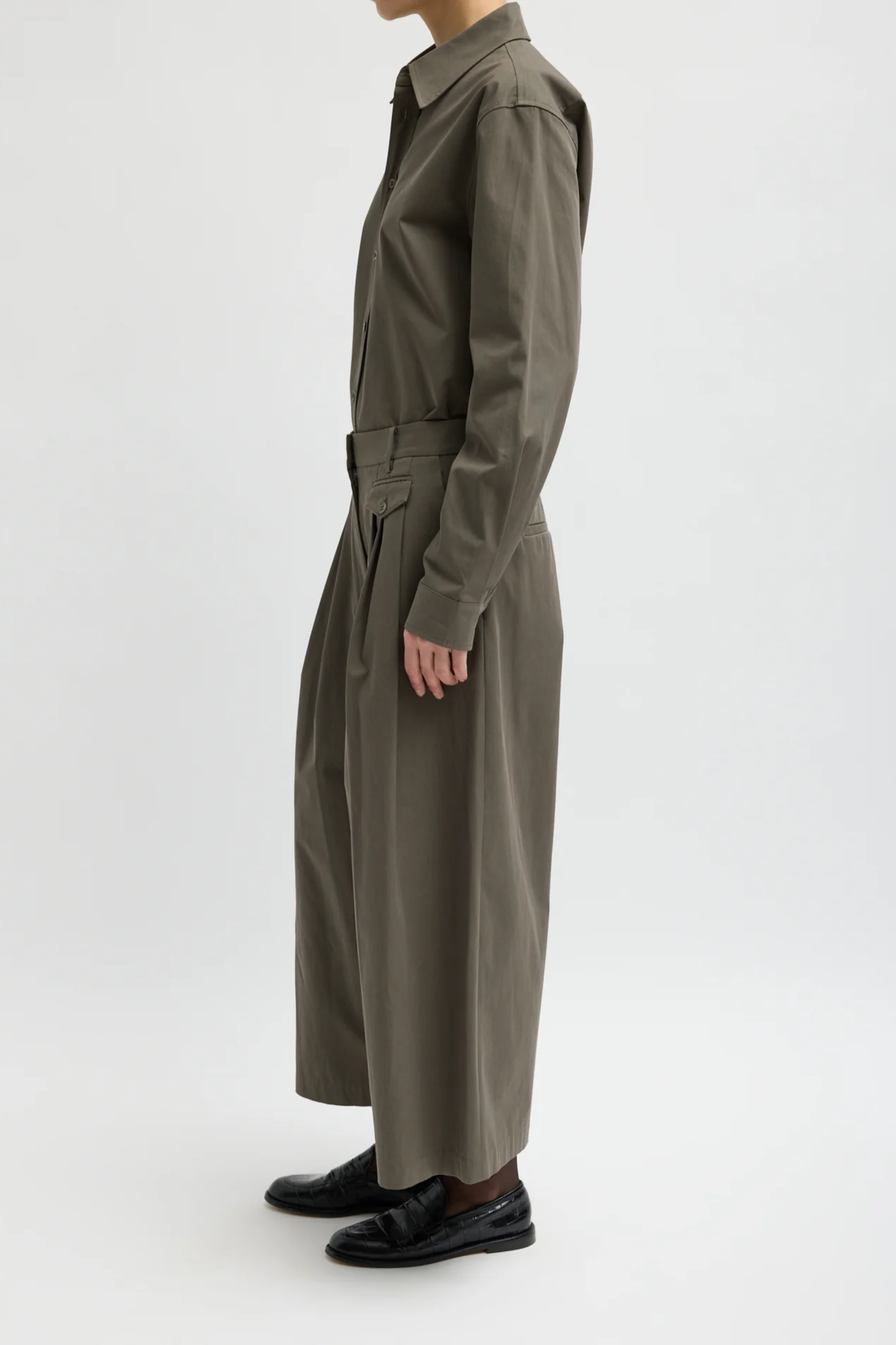 Bio Twill Triple Pleat Cropped Pant - Dark Stone