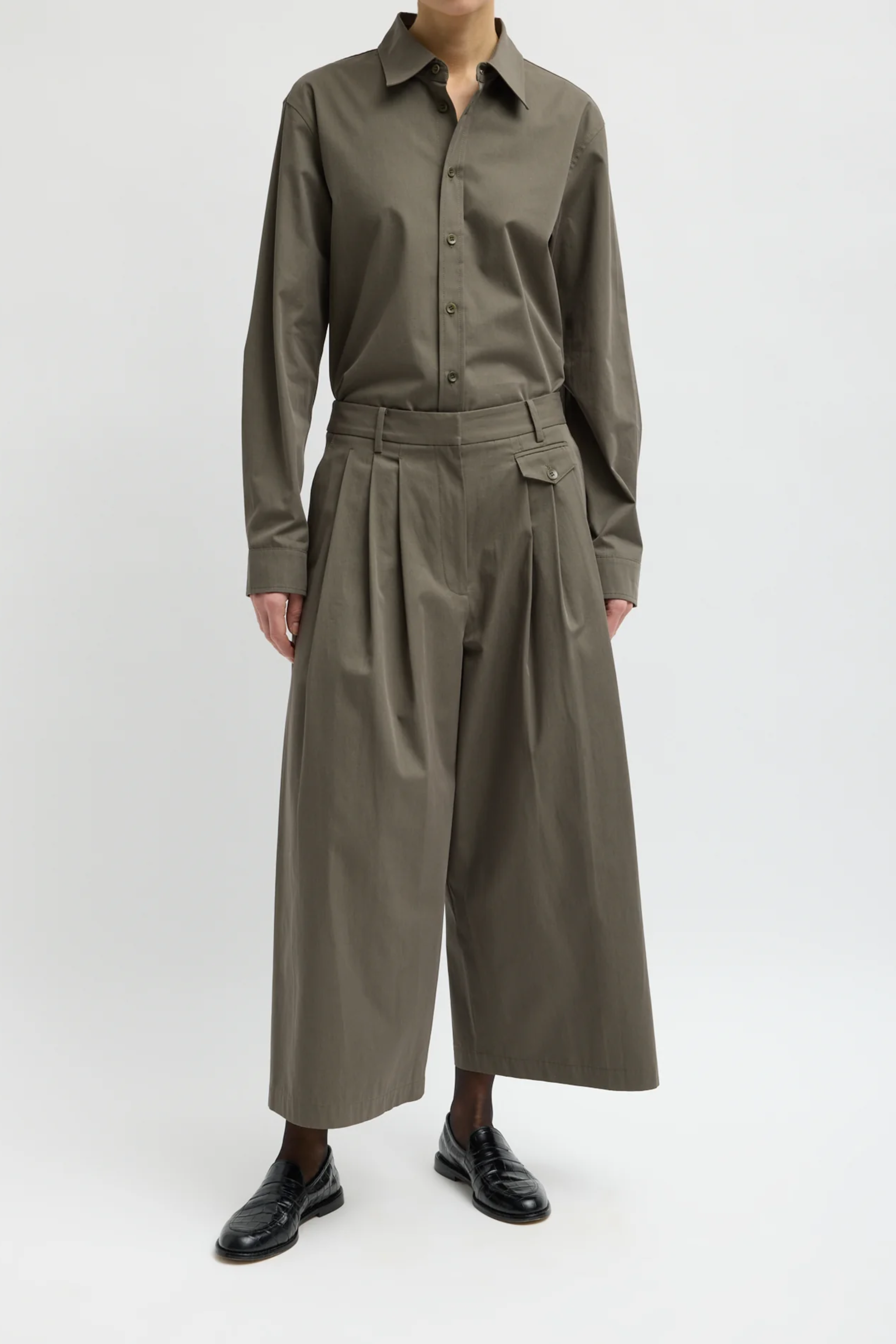Bio Twill Triple Pleat Cropped Pant - Dark Stone