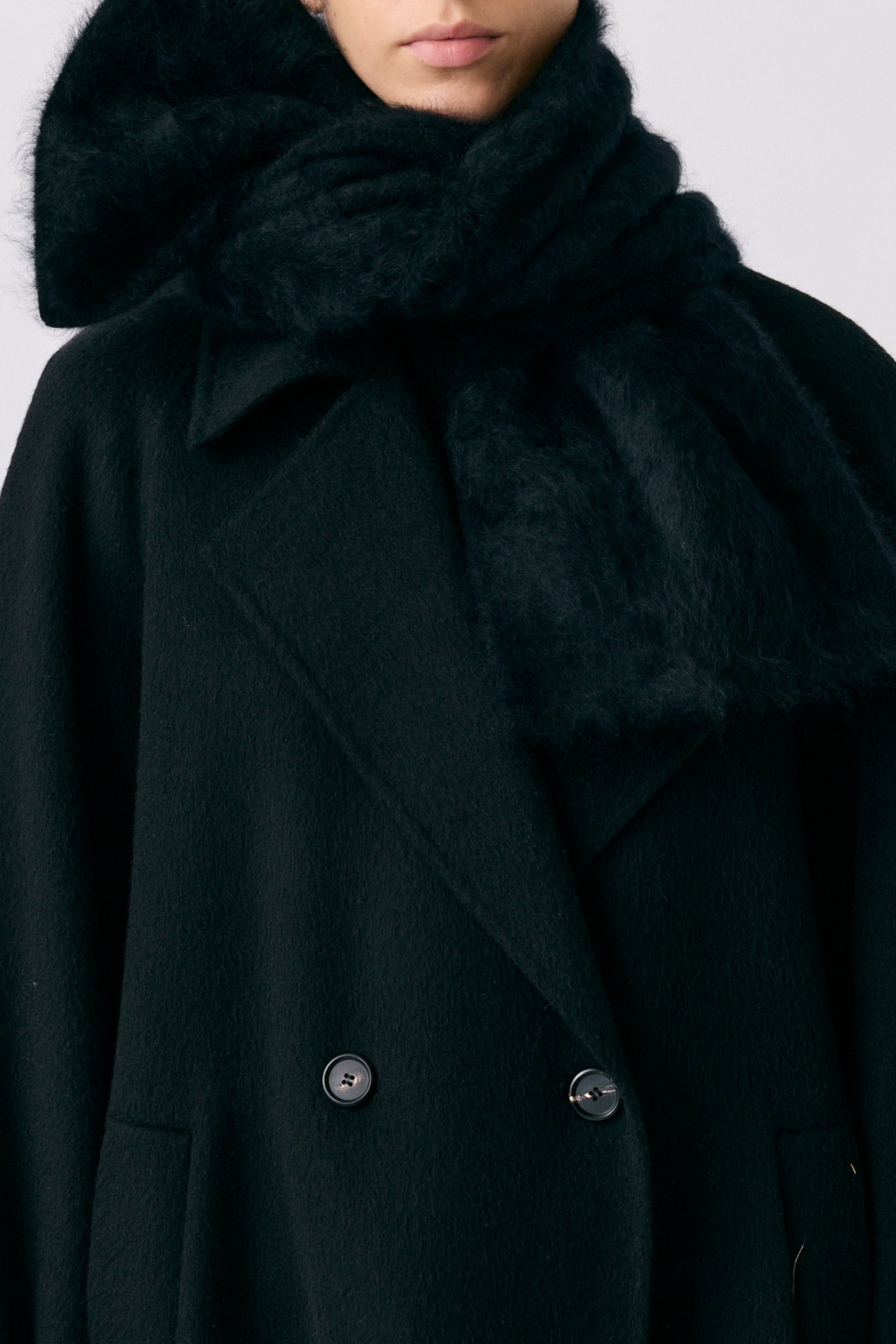 Enoa Brushed Scarf - Black