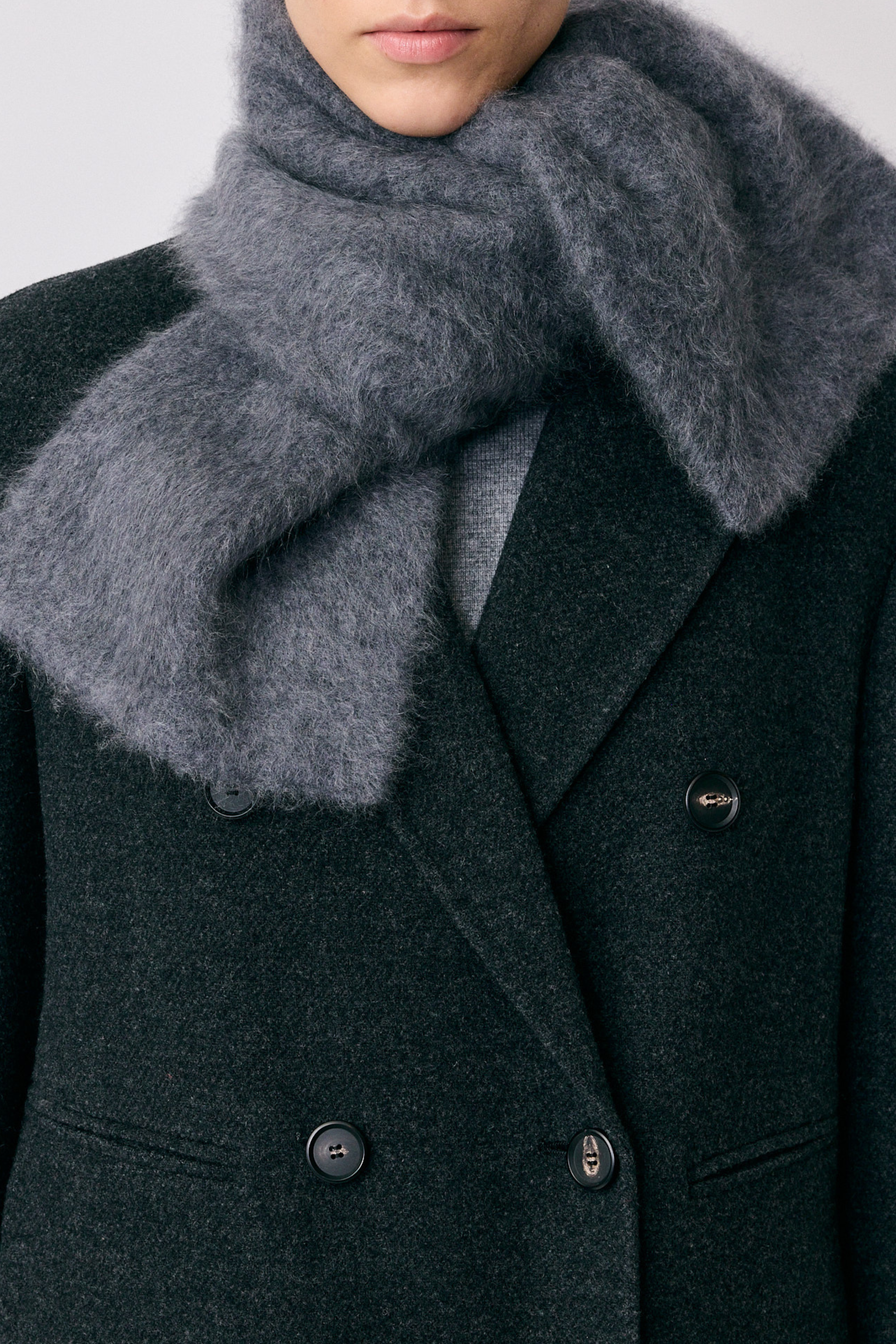 Enoa Brushed Scarf - Graphite