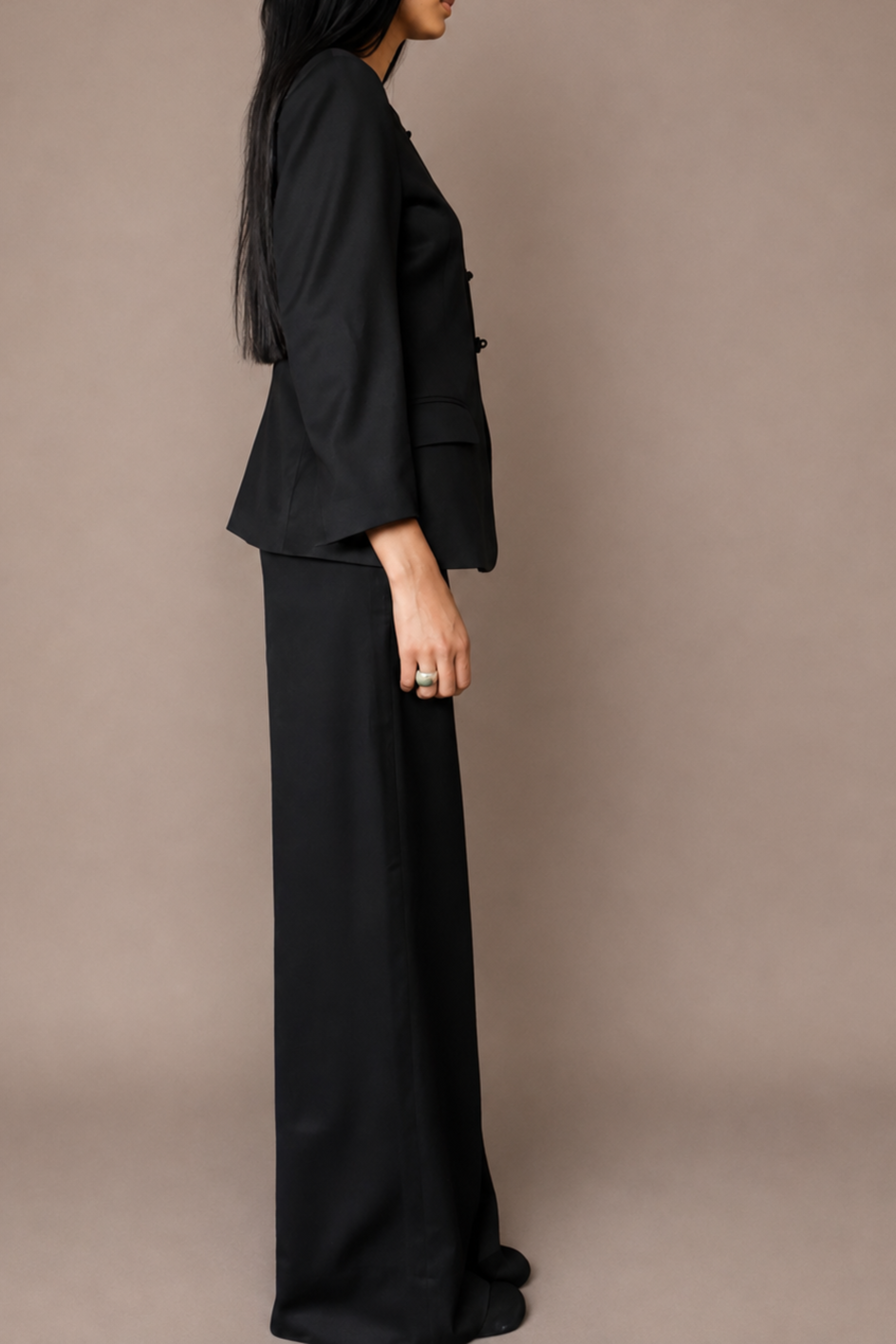 The Hourglass Blazer with Frog Closures