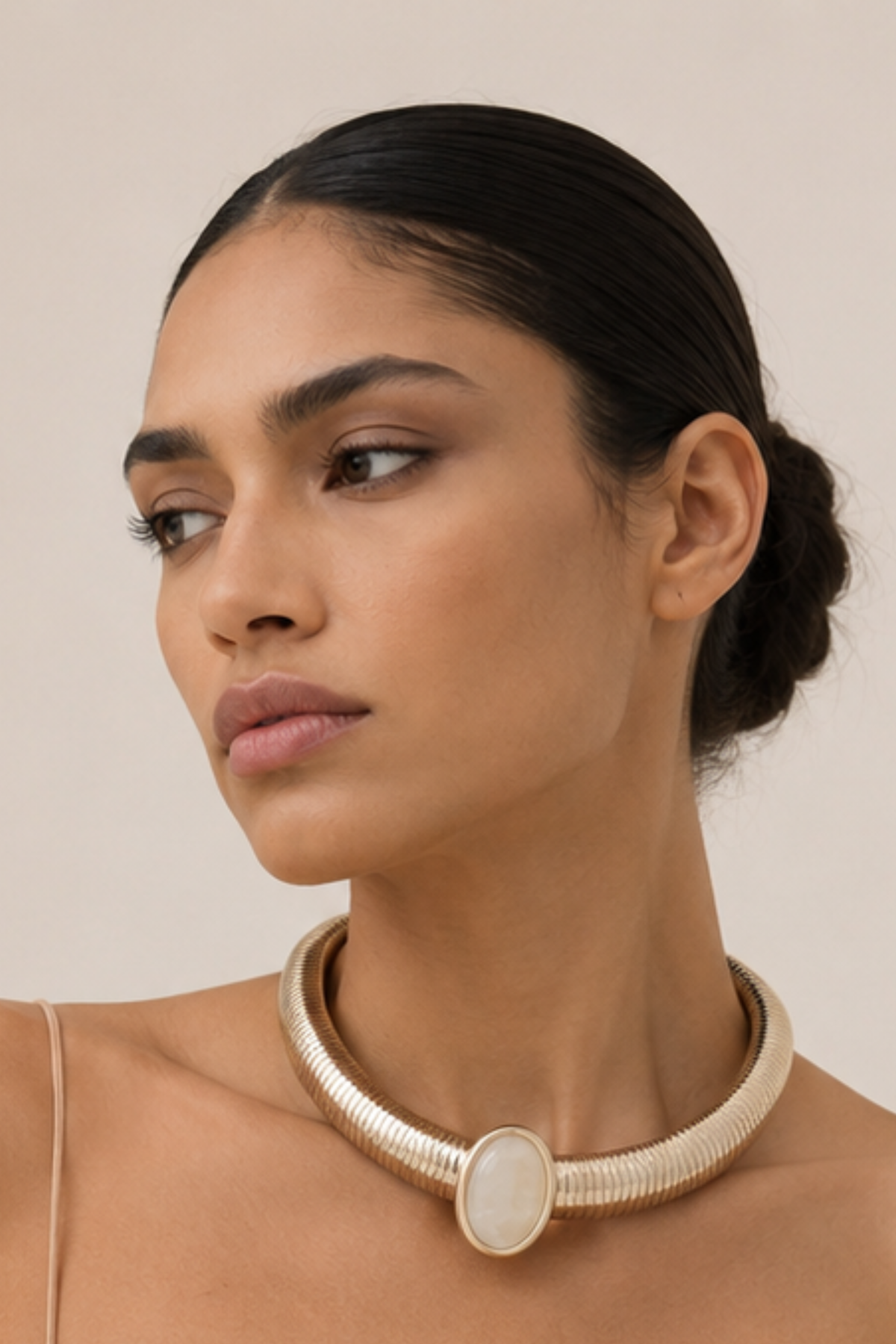 Opyum Necklace - Silver/White