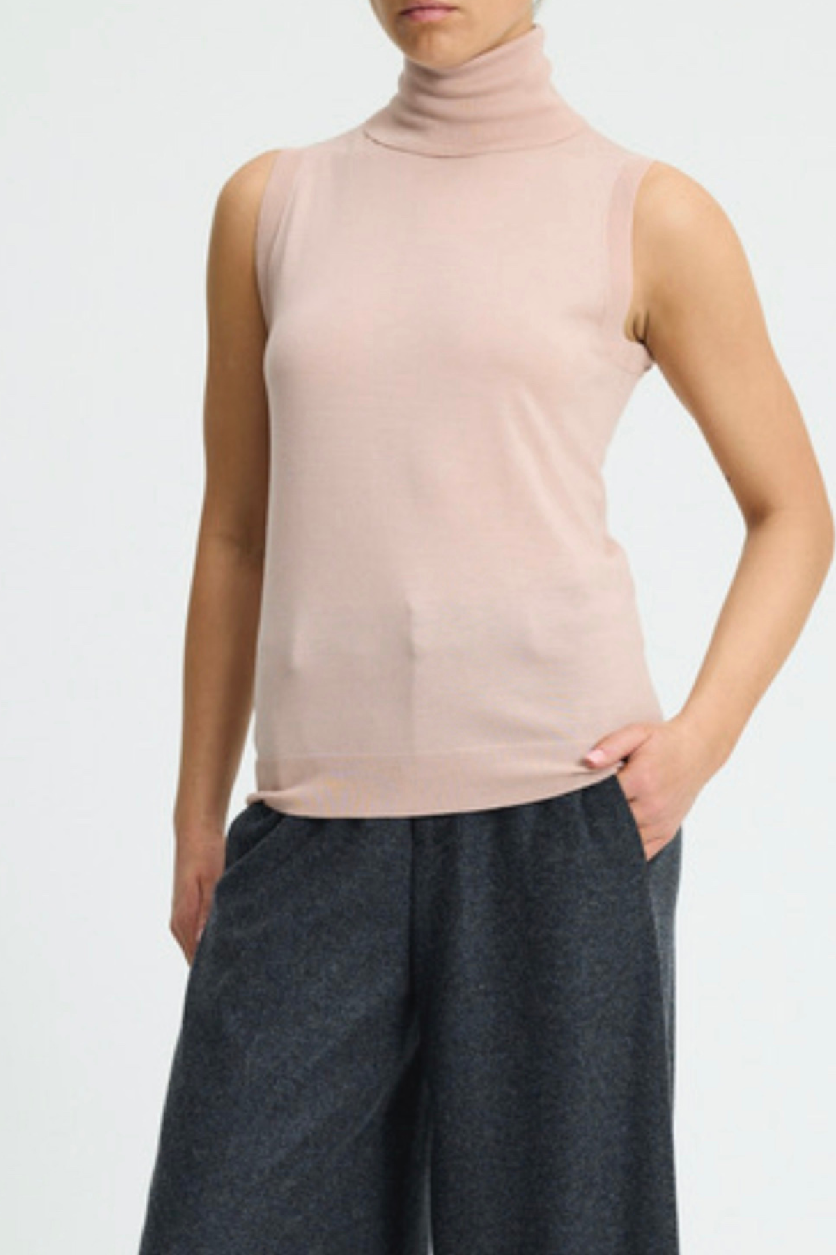Isabelle Tank