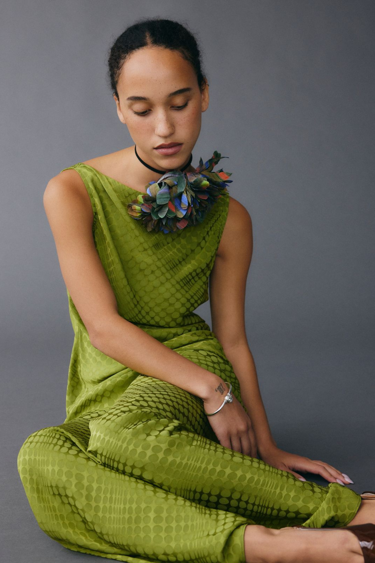 Louie Stripe Big Flower Brooch With Cord