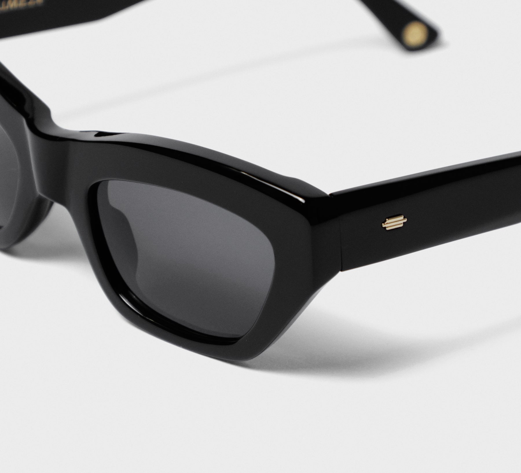 KIMEZE Concept 3 Black Sunglasses